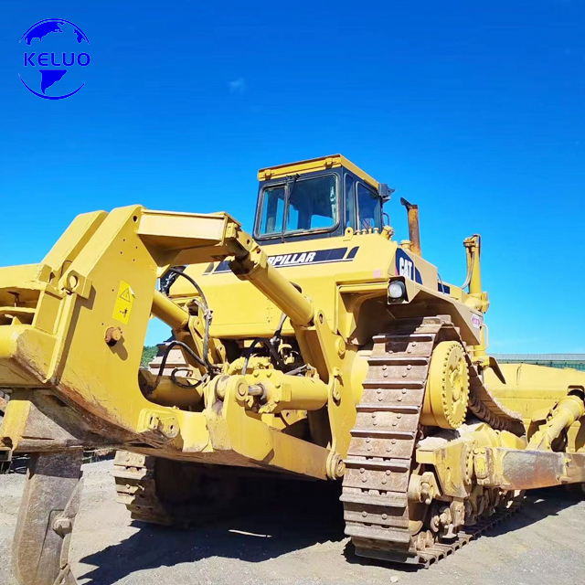 Bulldozer Cat-D10N usato