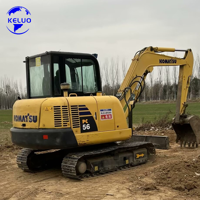 Escavatore Komatsu PC56 di seconda mano