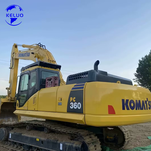 Escavatore Komatsu PC360 di seconda mano